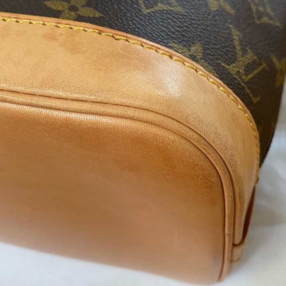Louis Vuitton Alma Pm bag great shape - Picture 6 of 15